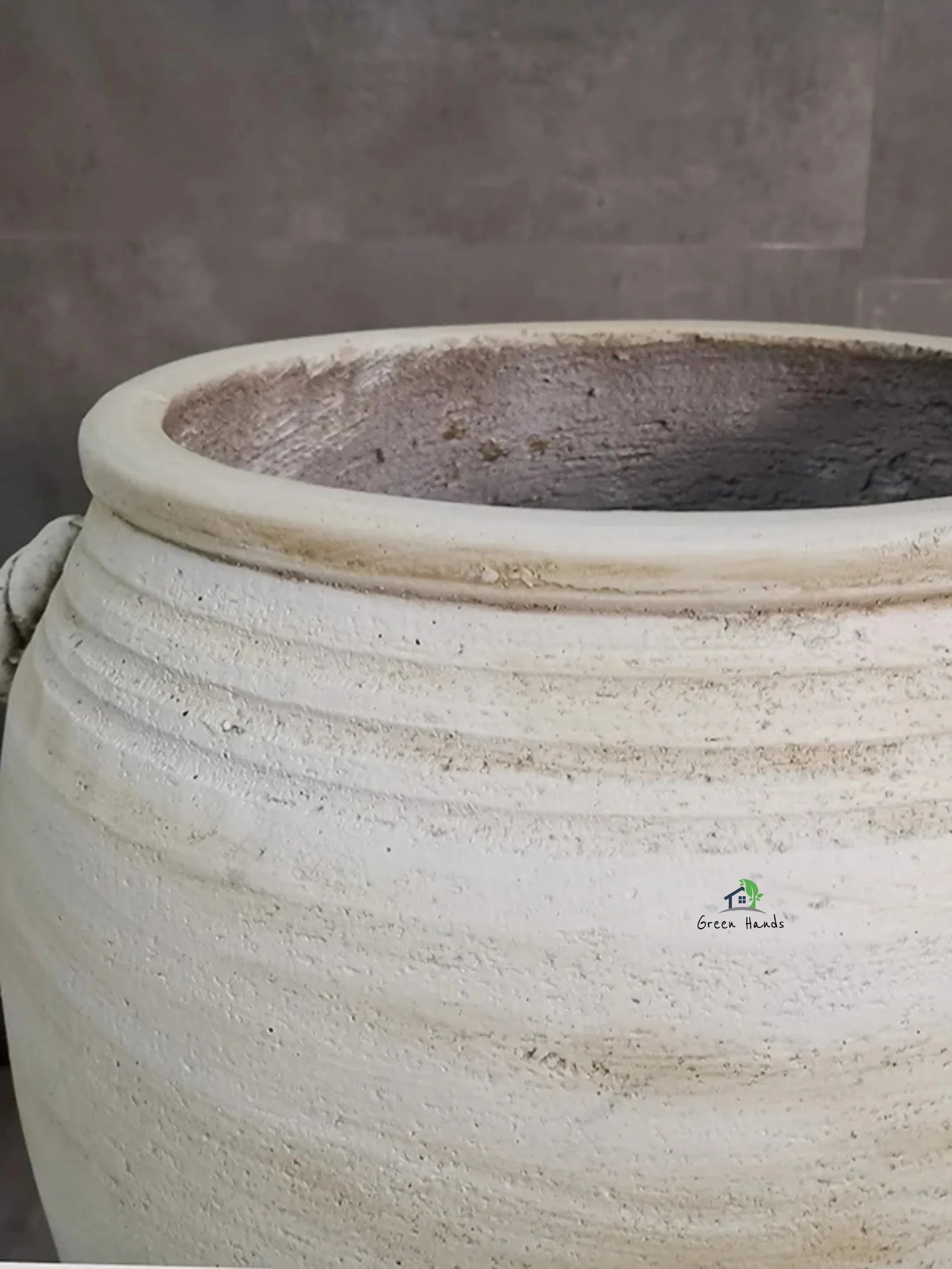 Desert-Dune-Amphora-Antique-Cement-Pots-with-Handle-Finish