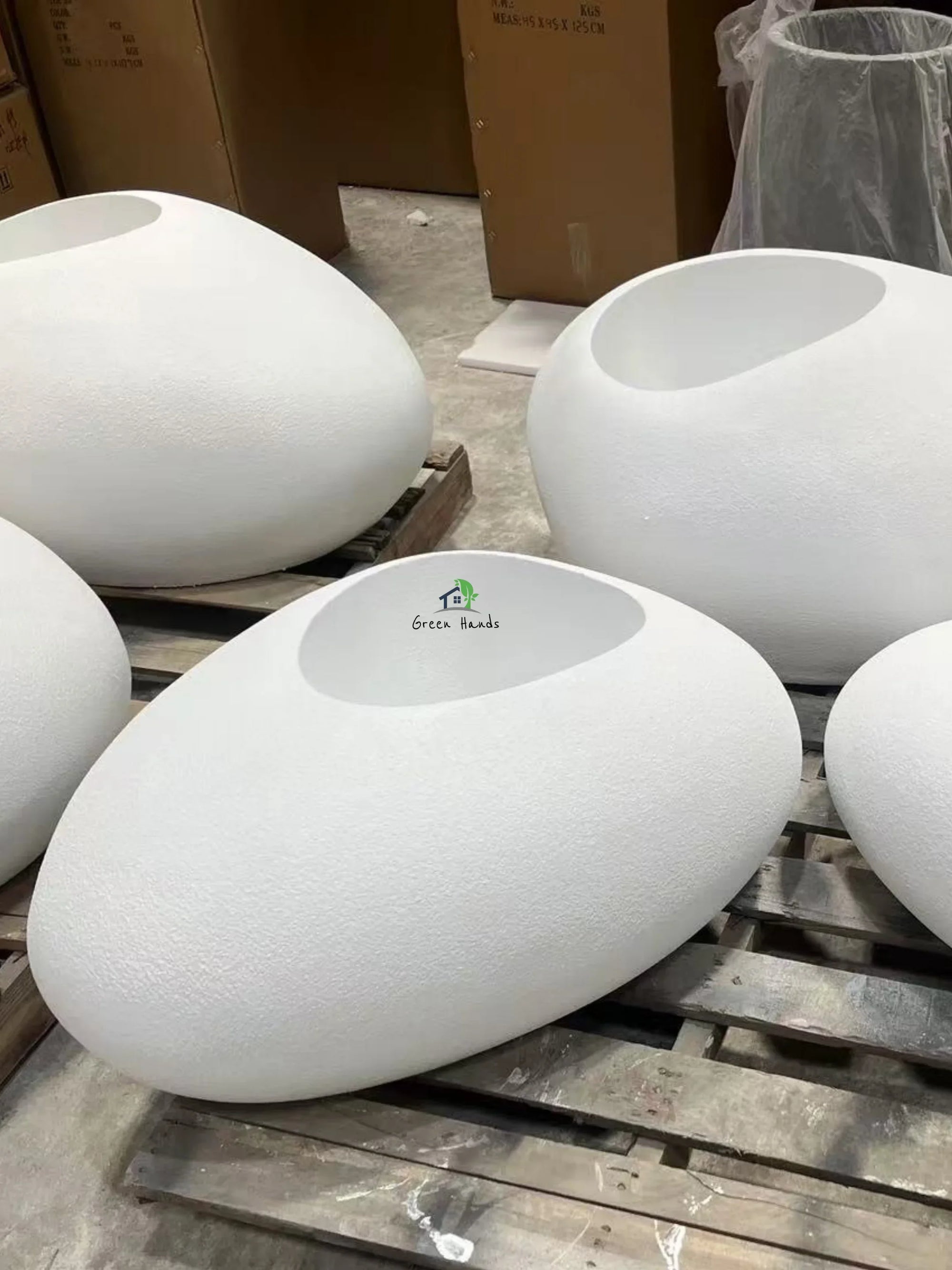 Riverstone-Serenity-Alpine-Frost-White-Fiber-Planter-L-2