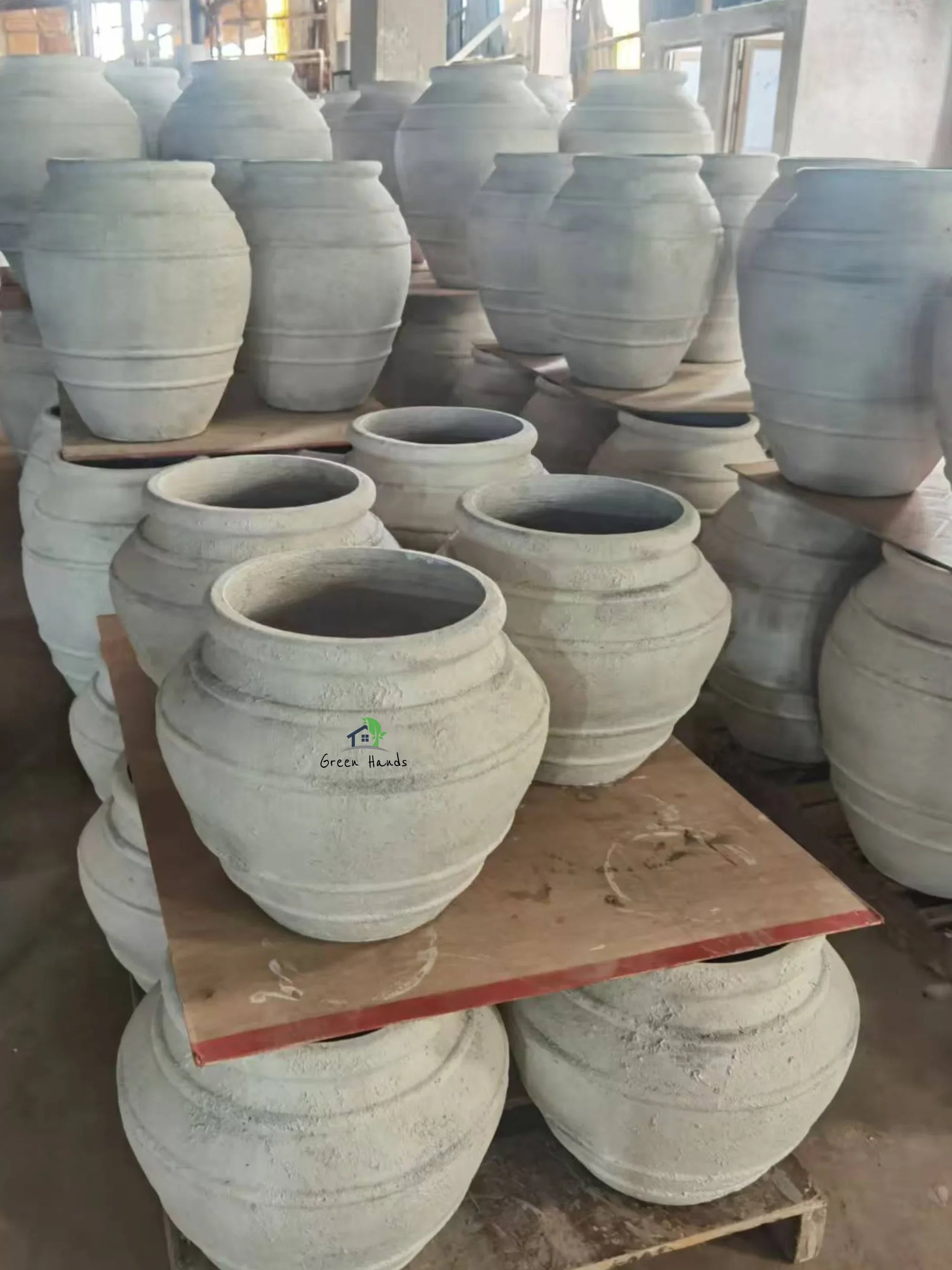 The-Eternity-Urn-Planters-Collection-Antique-White-Classic-Petite