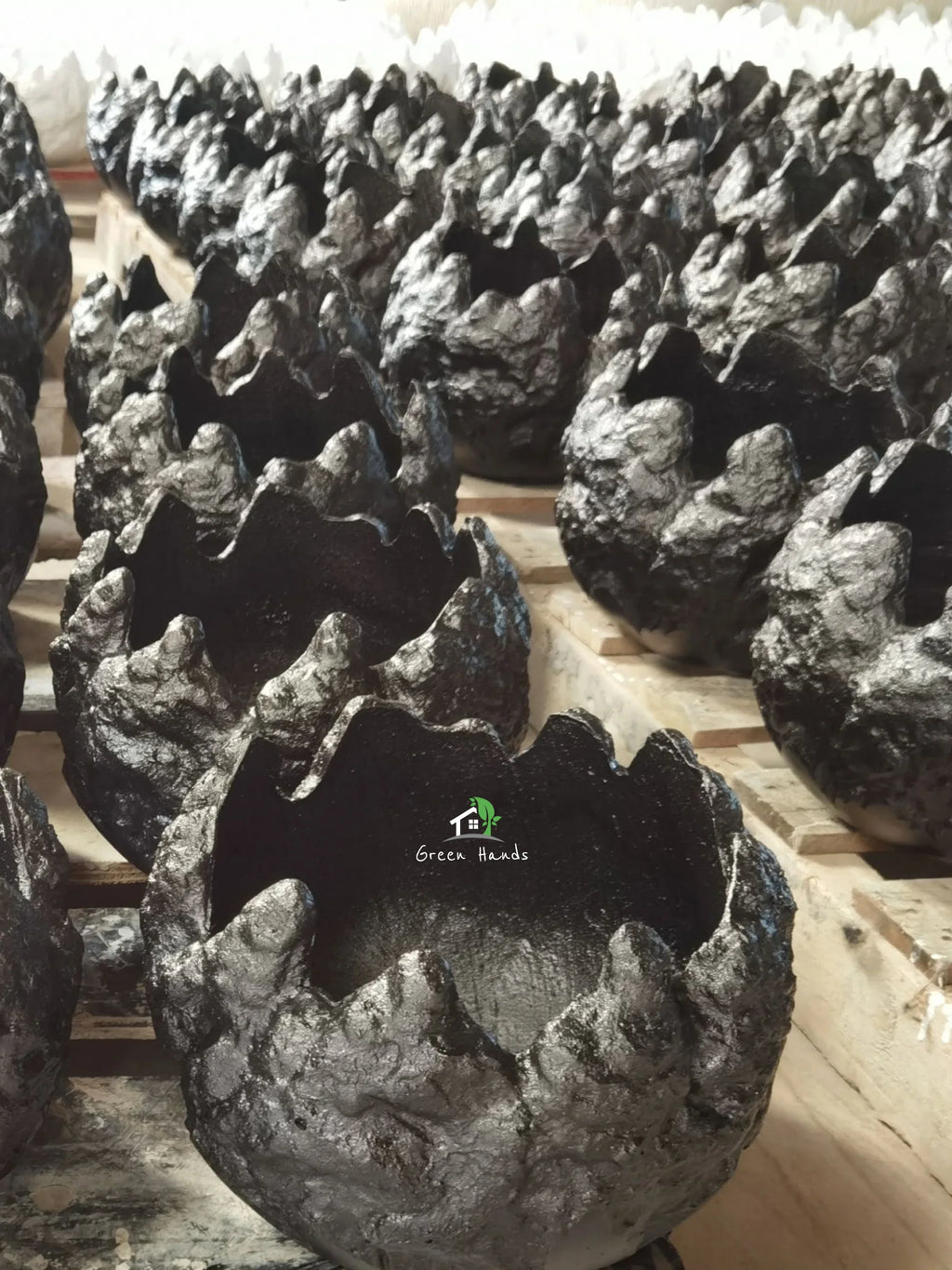 Volcanic-Arc-Planter-Metallic-Grey-3